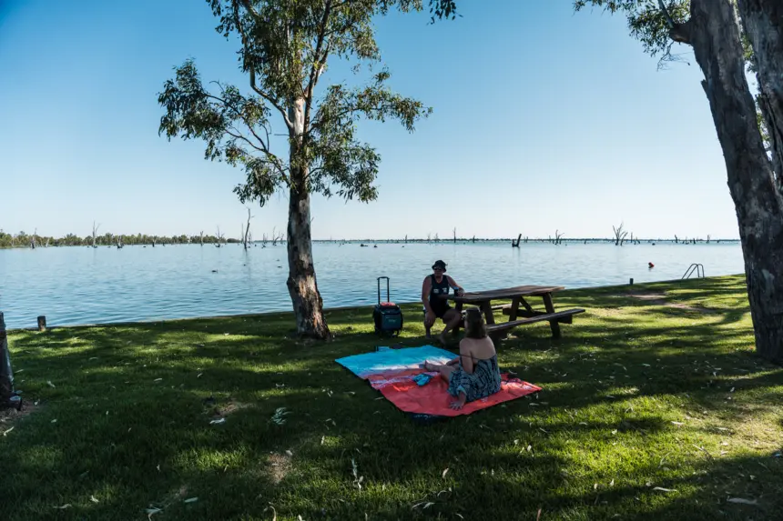Lakeside THP Lake Mulwala Irola 10 1200x800 5b2df79